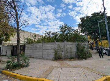 Terreno · 271m² · Venta Lote en Esquina Pompeya