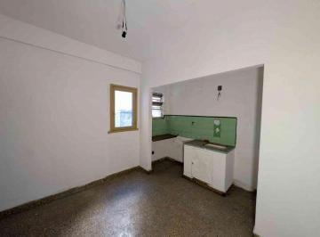 PH · 28m² · 2 Ambientes · Venta PH 2 Amb 1er Piso a Reciclar Sarandi