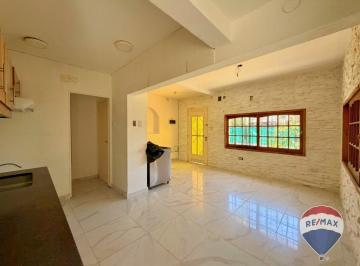 Casa · 122m² · 7 Ambientes · 1 Cochera · Casa en Venta en La Plata - Los Hornos