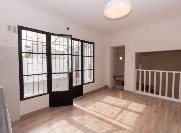 PH · 74m² · 4 Ambientes · PH en Venta La Plata