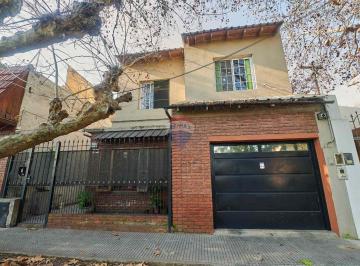 Casa · 200m² · 6 Ambientes · 1 Cochera · Venta Casa en Block 80.000 Usd + Cuotas, Quilmes