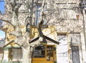 Casa · 178m² · 3 Ambientes · Venta PH con Local, 3 Amb Bernal por Escalera