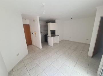 Departamento · 66m² · 3 Ambientes · Venta Dpto 2 Dorm San Martin Prox Av Castro Barros
