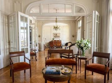 Departamento · 300m² · 6 Ambientes · Piso Francés 300 m² Estilo y Categoría Congreso