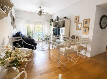 Departamento · 74m² · 3 Ambientes · Venta 3 Ambientes con Amplio Patio Terraza Propio