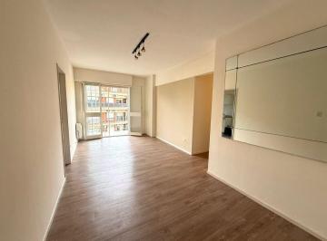 Departamento · 60m² · 4 Ambientes · Venta Dpto 4 Amb Caballito A. Crédito Refaccionado