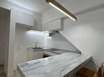 Local comercial · 30m² · Local Frente con Patio