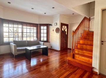 PH · 178m² · 4 Ambientes · 2 Cocheras · Venta PH Triplex Cochera Doble Patio Impecable!