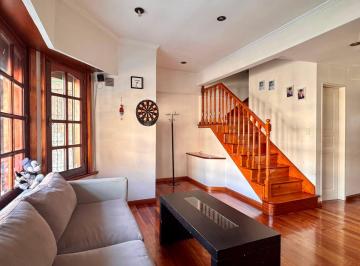 PH · 178m² · 4 Ambientes · 2 Cocheras · Venta PH Triplex Cochera Doble Patio Impecable!