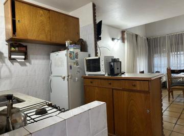 PH · 82m² · 5 Ambientes · 1 Cochera · Casa 5 Ambientes Venta La Lucila