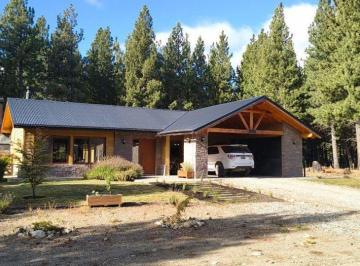 Casa · 152m² · 4 Ambientes · 2 Cocheras · Venta Casa en Dos Valles Bariloche