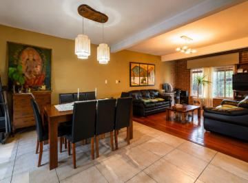 Casa · 170m² · 4 Ambientes · 2 Cocheras · Venta Casa 4 Amb con Pileta y Quincho El Talar