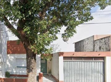 Casa · 80m² · 3 Ambientes · 1 Cochera · Venta Casa 2 Dorm. - Barrio Norte.