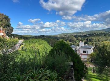 Quinta vacacional · 203m² · 3 Dormitorios · 2 Cocheras · Venta Casa 3 Dorm C/pileta Rio Ceballos Cba