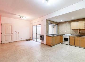 PH · 50m² · 2 Ambientes · Vta. PH 2 Amb. S/exp Pto/tza Parque Avellaneda