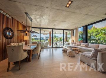 Casa · 406m² · 9 Ambientes · 2 Cocheras · Venta Casa 9 Ambientes en El Yacht Nordelta