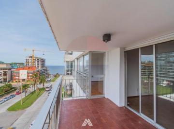 Departamento · 110m² · 5 Ambientes · 1 Cochera · Venta Apto Pocitos 3 Dorm. Servicio Garaje