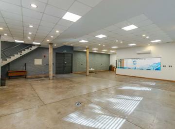 Local comercial · 383m² · Venta de Local Comercial con Deposito