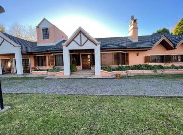 Casa · 411m² · 6 Ambientes · 2 Cocheras · Venta Casa 4amb Pileta Country Parque Las Naciones