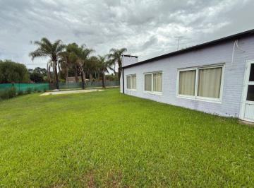 Quinta vacacional · 72m² · 2 Dormitorios · 2 Cocheras · Casa en Venta en Arroyo Leyes Los Zapallos