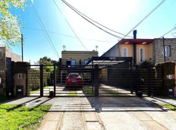 Casa · 129m² · 3 Ambientes · 2 Cocheras · PH Tipo Casa 3 Amb Ituzaingo con Quincho y Pileta