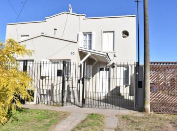 PH · 96m² · 5 Ambientes · 1 Cochera · Duplex 5 Ambientes C/garaje - Calle 95 Entre 32 y 34