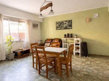 PH · 62m² · 3 Ambientes · Oportunidad - Espléndido PH 3 Ambientes en Flores