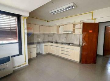 Consultorio · 482m² · Oficina y Consultorios en Zona Céntrica