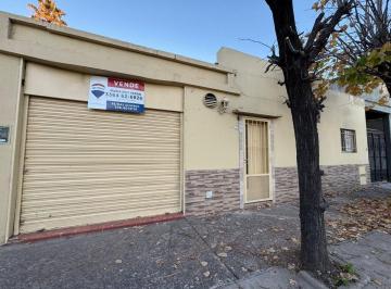Local comercial · 115m² · Venta Local con Patio, San Nicolás