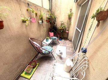 Departamento · 38m² · 2 Ambientes · Venta 2 Amb. Pb. Cocina Lavadero Patio V. Urquiza