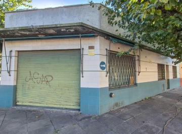 Local comercial · 81m² · Local Comercial en Esquina San Justo a Refaccionar