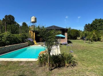 Casa · 130m² · 4 Ambientes · Casa 3 Dorm. Venta El Rodeo Parque y Pileta