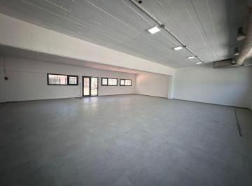 Local comercial · 1000m² · Local en Alquiler Apto Comercial/institucional