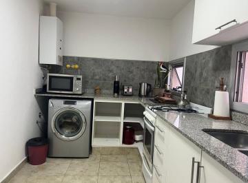Departamento · 74m² · 3 Ambientes · 1 Cochera · Se Vende Departamento Complejo Procrear