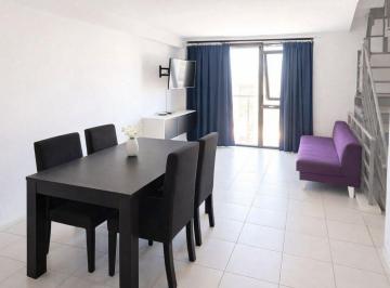 Departamento · 65m² · 3 Ambientes · Triplex en Venta en Lugano Barrio Olimpico