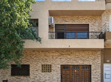 PH · 124m² · 4 Ambientes · 1 Cochera · PH 4 Ambientes con Terraza y Garage