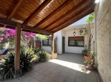 Casa · 98m² · 4 Ambientes · 2 Cocheras · Venta Casa4amb + Local - Patio Parrilla Cochera Merlo