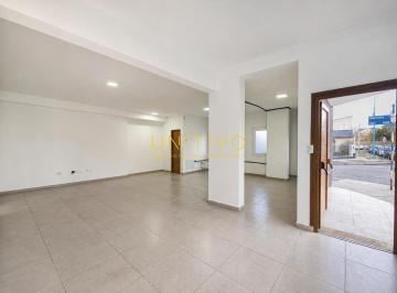 Oficina comercial · 120m² · 3 Ambientes · Oficina en Ushuaia