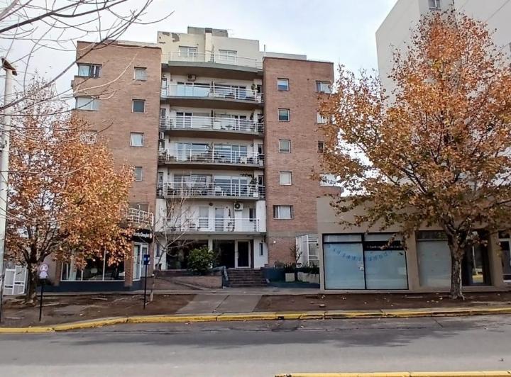 Departamento · 65m² · 3 Ambientes · 1 Cochera