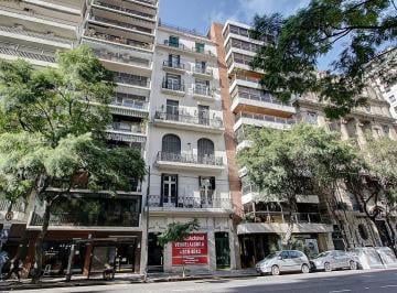 Local comercial · 148m² · Local Emplazado en Recoleta Sobre La Emblemática Av Callao Entre Av Las Heras y Vicente Lopez