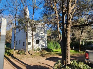 Casa de 4 ambientes, Mendiolaza · Alquiler Casa Complejo Acacias del Golf - 3 Dorm - Mendiolaza
