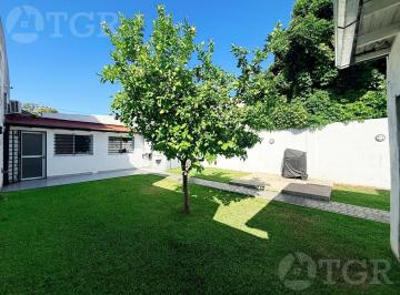 Casa · 84m² · 3 Ambientes · 2 Cocheras · Venta Casa 3 Ambientes, Jardín con 2 Cocheras en San Andrés, Zona Agustiniano.