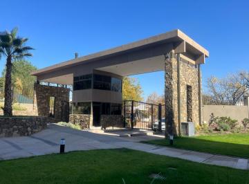 Departamento · 104m² · 4 Ambientes · 1 Cochera · Punta Arizu - Godoy Cruz