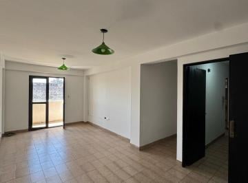 Departamento · 60m² · 3 Ambientes · 2 Dorm en Alquiler - Av Ejercito del Norte y Mendoza