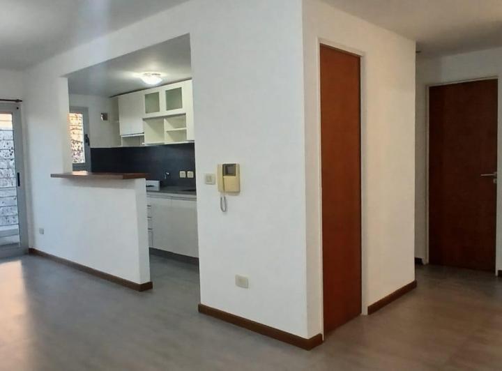 Departamento · 80m² · 3 Ambientes · 1 Cochera