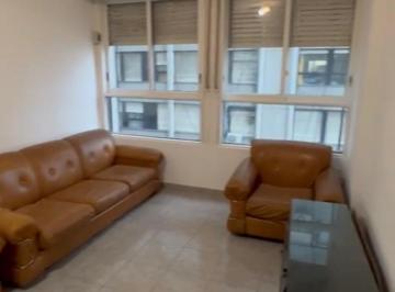 Departamento de 3 ambientes, Monserrat · 3 Ambientes Av Mayo, Recien Pintado