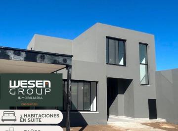 Casa de 7 ambientes, San Lorenzo Chico · Vendo Casa a Estrenar en Praderas de San Lorenzo, San Lorenzo Chico.