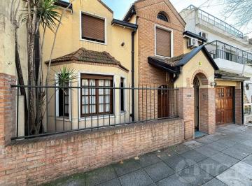Casa · 340m² · 5 Ambientes · 2 Cocheras · Venta Casa 5 Ambientes en 2 Plantas en Villa Devoto