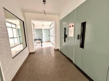 Departamento · 68m² · 4 Ambientes · Venta Departamento 4 Amb con Balcón, Martinez