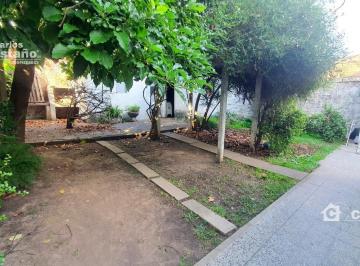 Casa · 199m² · 3 Ambientes · Casa 3 Amb. en Lote Propio, Ideal Mejoras, Ampliación o Duplex